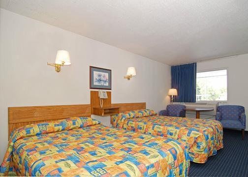 Rodeway Inn Brevard Phòng bức ảnh